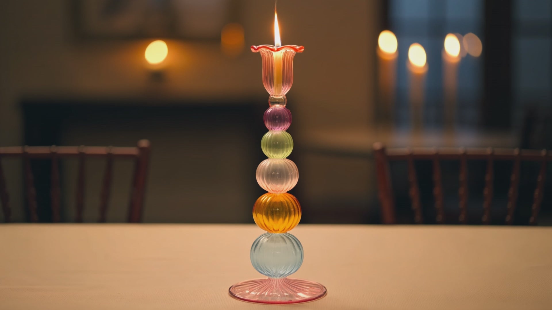 Video: Tayf Egyptian glass candle holder in candlelight